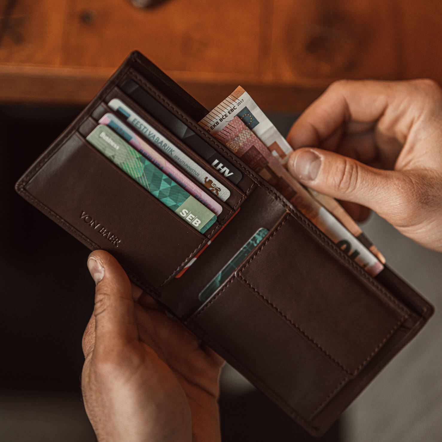 Top Leather Wallet Brands: Who Makes the Best Leather Wallets?